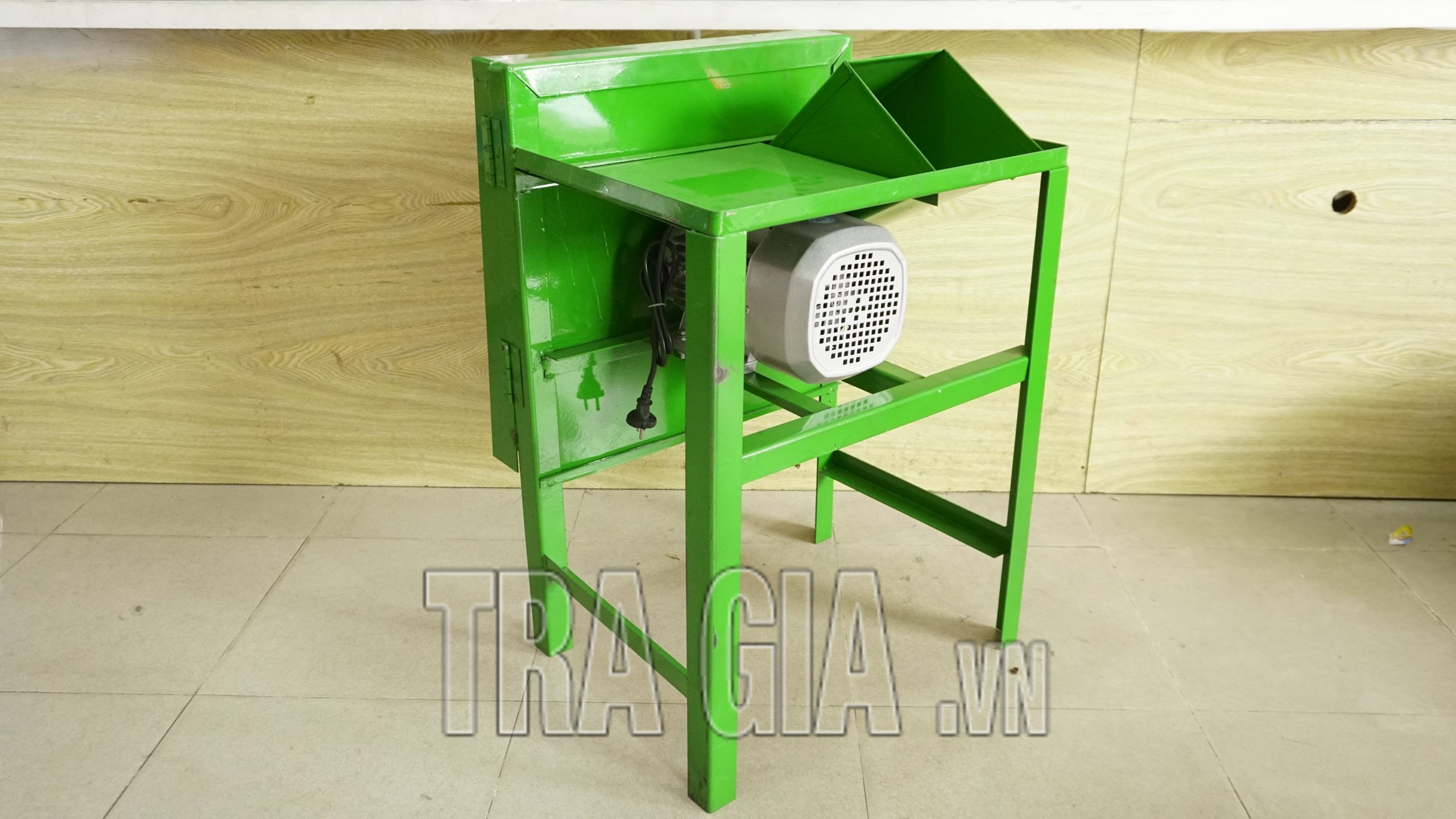 Những ưu điểm của máy thái chuối mini 4 chân