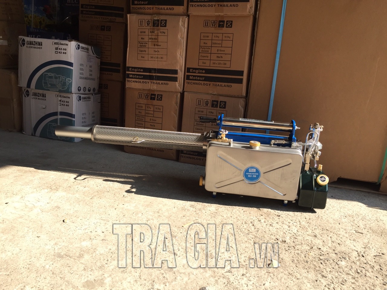 Phân phối máy phun tạo khói mini chính hãng tại Vĩnh Phúc